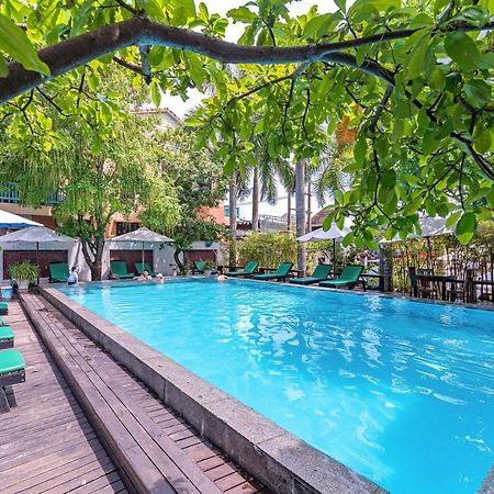 Nostalgia Hotel And Spa Hoi An Exterior photo
