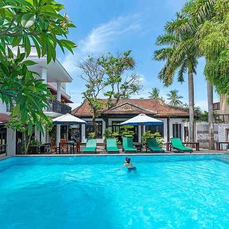 Nostalgia Hotel And Spa Hoi An Exterior photo