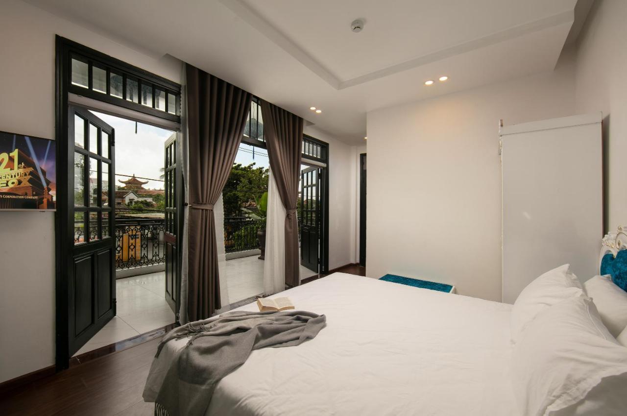 Nostalgia Hotel And Spa Hoi An Exterior photo